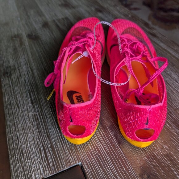 Nike Air Zoom Victory Track and Field Shoes - Picture 2 of 11